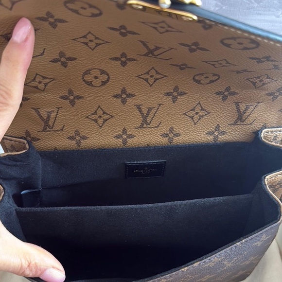 Louis Vuitton Pochette Mettis Reverse Two-Tone Monogram Crossbody Bag - Picture 3 of 10